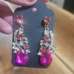 Elegant Pink and Gold Crystal Drop Earrings